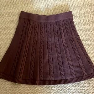 Brown knit skirt